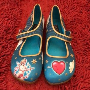 Hot Chocolate Mary Jane’s Cupid Themed